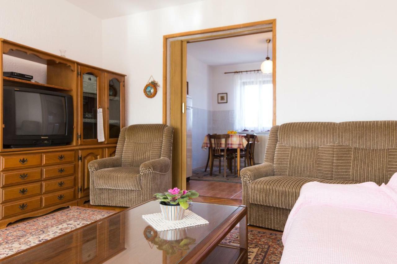 Apartment Pavacic Krk Town Exterior foto